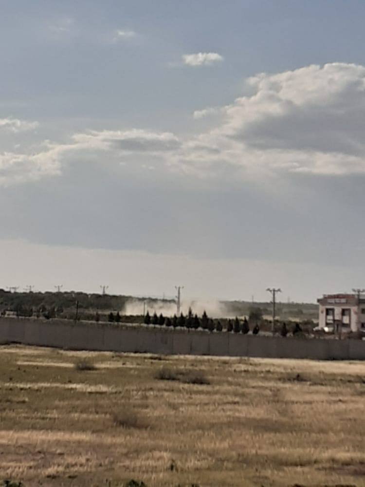 Been a pretty big uptick in shelling across North Aleppo recently between TSK/SNA and SDF/government (today in Kafr Jannah, Tell Rifa'at, Mare', al-Bab, Manbij, Jarabulus). It appears some shells fire by the latter fell west of Karkamış, inside Turkey