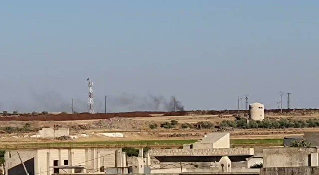 Destruction of a military vehicle belonging to the Iranian militia that was carrying out fortification work between the villages of Abyan and Aqiba north of Aleppo, after being targeted by a TOW missile by the rebels