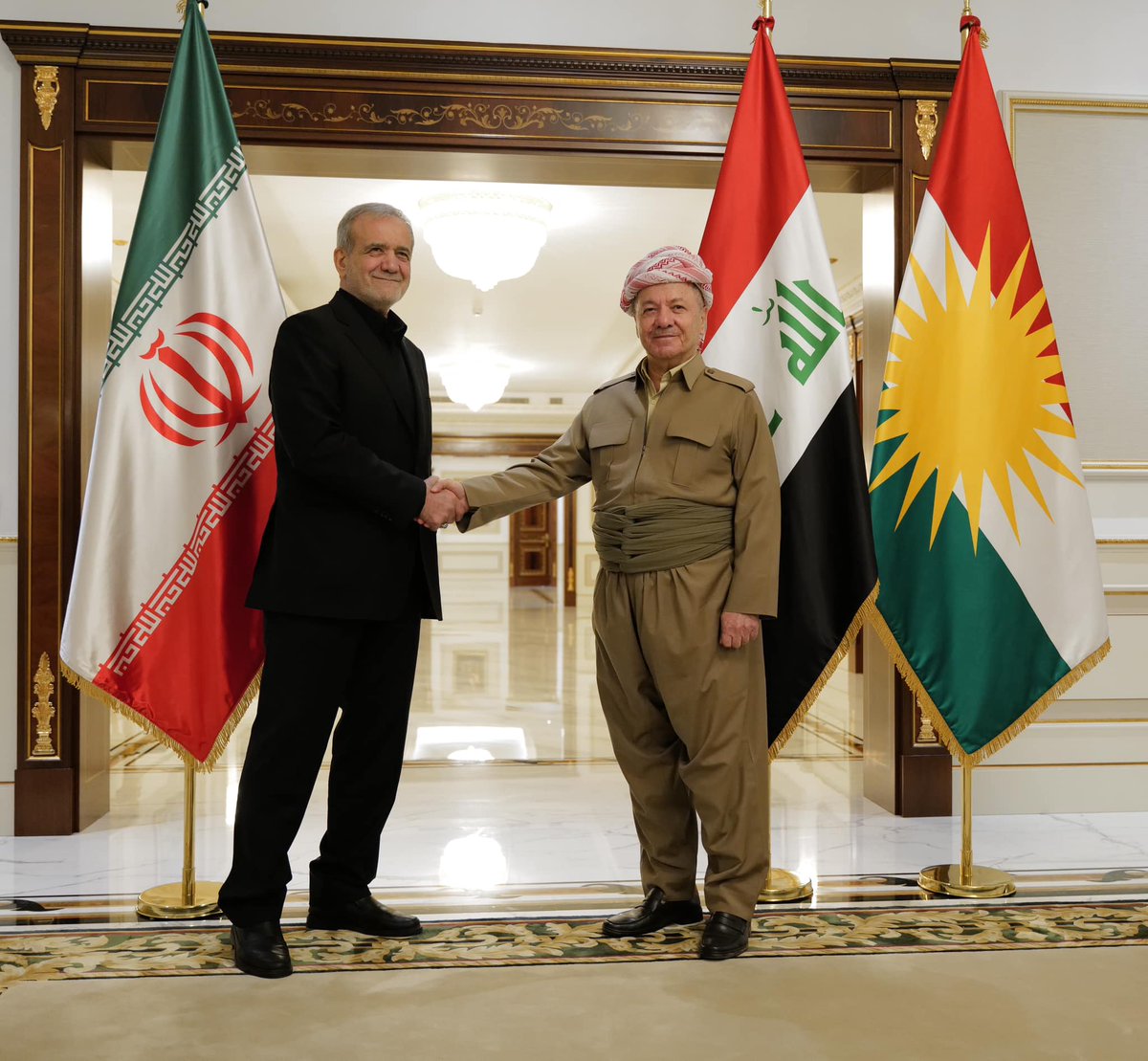 Le président iranien Masoud Pezeshkian a officiellement invité le président du KDP @masoud_barzani à visiter la République islamique d'Iran : Siège de Barzani