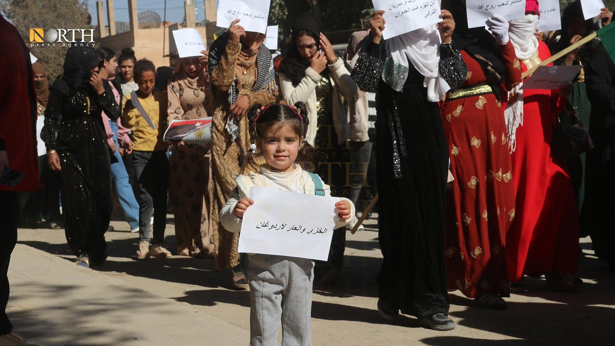 People in the town of Tel Tamr in the countryside of Hasakah in NE_Syria protest and condemn Turkish airstrikes on the region