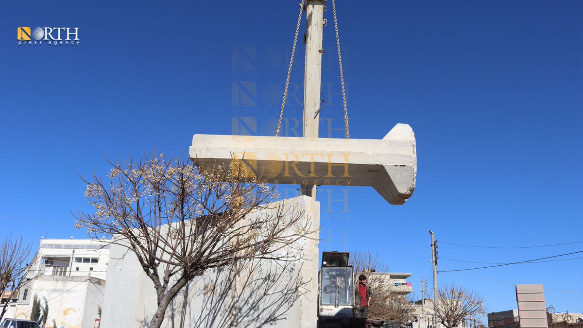 Construction work of the international @coalition  base in Kobani