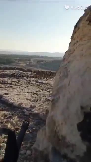 As forças das SDF no Castelo de Najm destruíram um veículo Dushka pertencente às forças apoiadas pela Turquia, em meio a confrontos em andamento no Castelo de Najm e na vila de Khirbet Rus, localizada na zona rural de Manbij