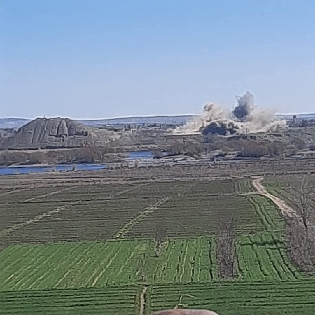 מטוסי קרב טורקיים פוגעים במטרות SDF בקו סארין ממערב לקובנה