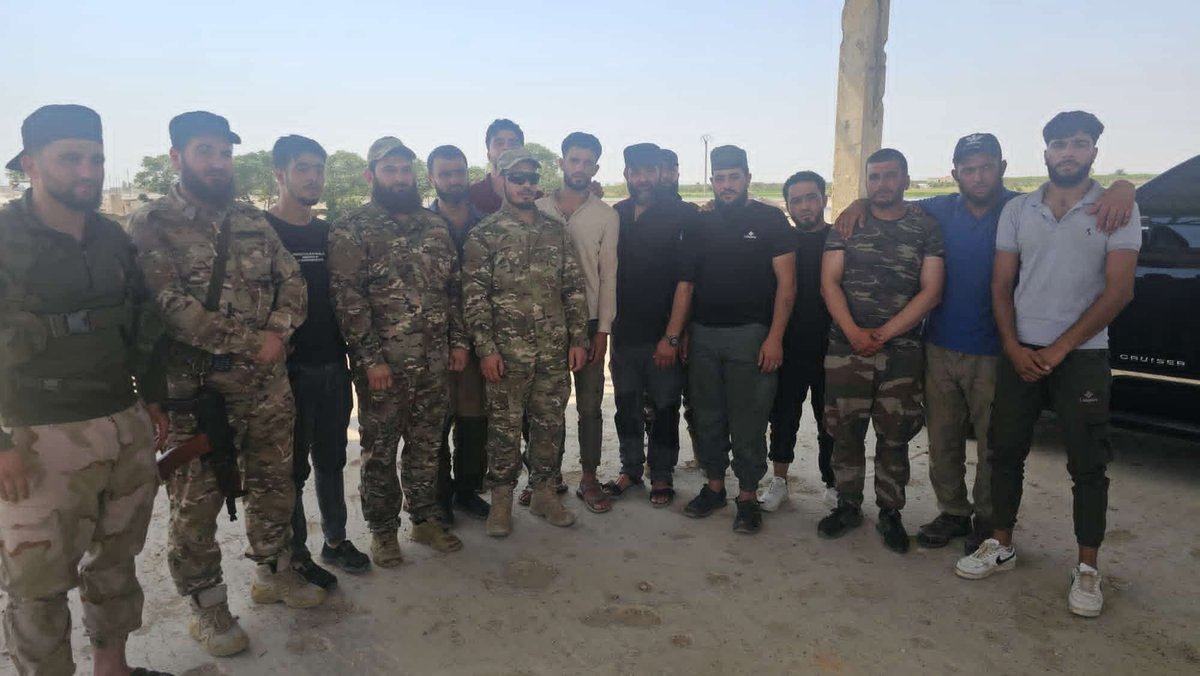 HSDê pira Resm Dawalî, ku 10 km li rojhilatê Dêr Hafir (parêzgeha rojhilatê Helebê) ye, teqand.