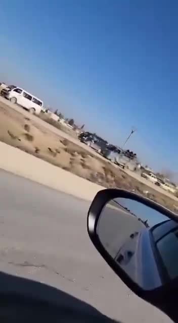 Deyr Hafir'den sivillerin tahliyesi aralıklı olarak sürüyor