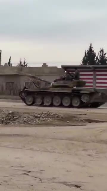 Syrian Army tanks enter Deir Hafer