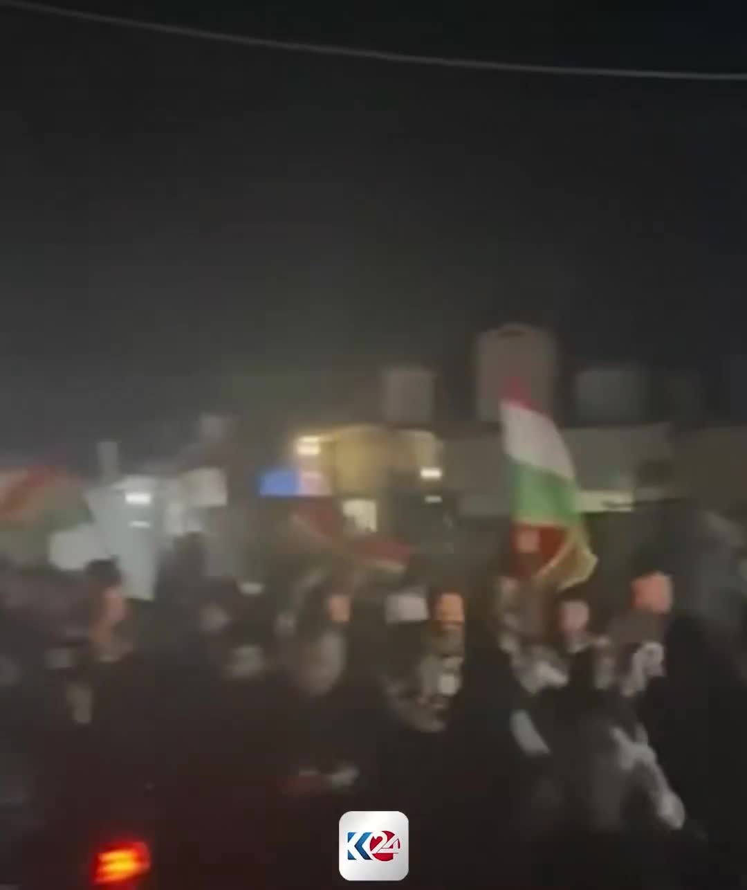 This time, Kurds in Duhok province of the Kurdistan Region have taken to the streets to rally in support of Kurds in Syria
