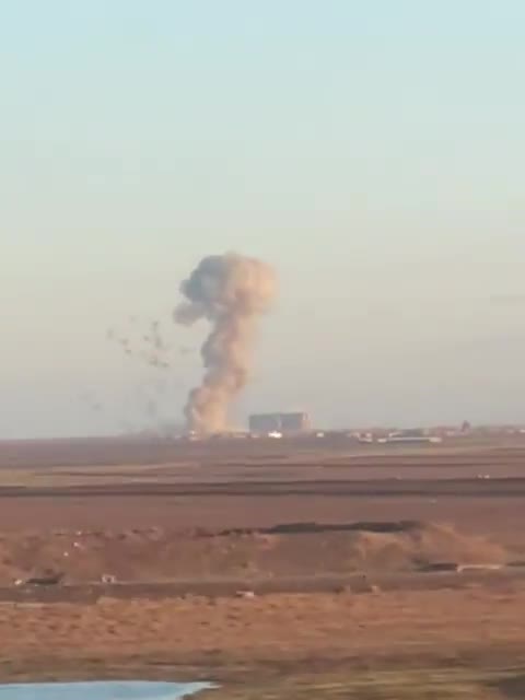 Хасеке: Авіаудар по ополченцях SDF на північ від елеваторних шахт Тель-Алу в сільській місцевості Хасеке