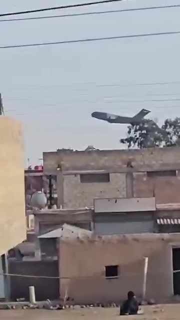Syria: today, a heavy airlift aircraft (C-17) was filmed departing the US base in Shadadi (S. Hasakah), amid unofficial reports the US has begun withdrawing from the site.مراسل الثورة السورية: القوات الأمريكية تبدأ الانسحاب من قاعدة الشدادي في ريف الحسكة باتجاه العراقnnصحيفة_الثورة_السورية